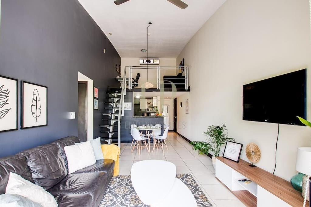 Cr Mariposa Rentals Comfortable Penthouse, Ac, Pool, Gym, Tennis 산타 아나 외부 사진