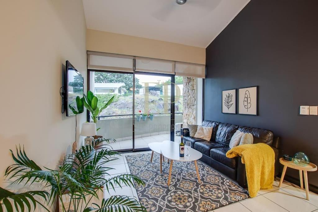 Cr Mariposa Rentals Comfortable Penthouse, Ac, Pool, Gym, Tennis 산타 아나 외부 사진