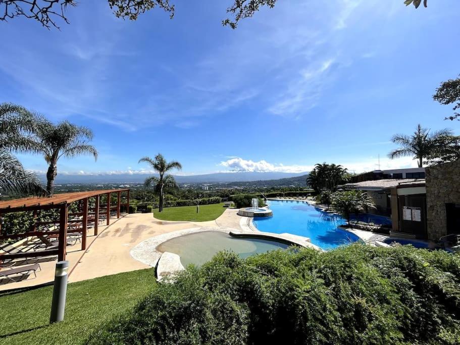 Cr Mariposa Rentals Comfortable Penthouse, Ac, Pool, Gym, Tennis 산타 아나 외부 사진