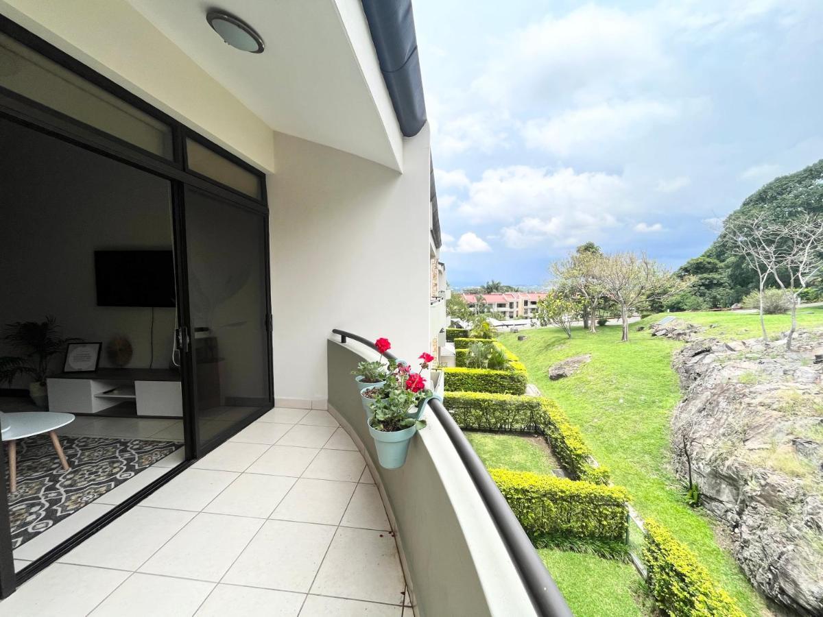 Cr Mariposa Rentals Comfortable Penthouse, Ac, Pool, Gym, Tennis 산타 아나 외부 사진